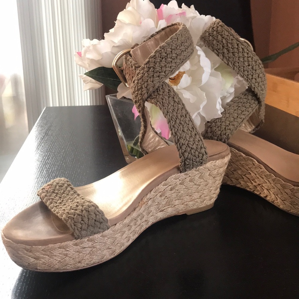 ☀️Stuart Weitzman size 9 1/2 ☀️